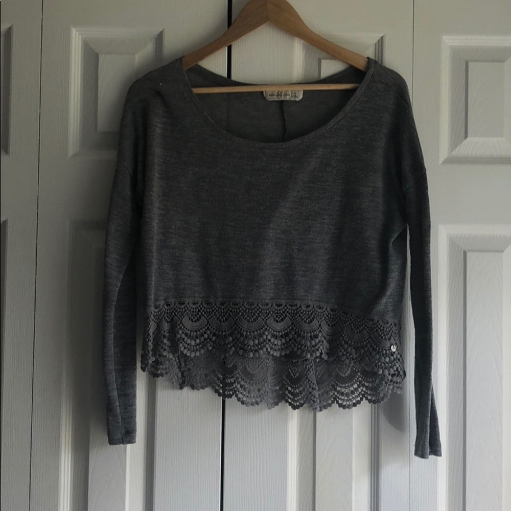 Grey light weight cropped sweater